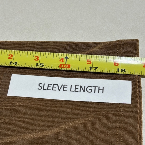 Chicos Travelers Wome's Long Sleeve Tunic Top 20/22 Slinky Tan USA Made Comfort - Picture 8 of 10